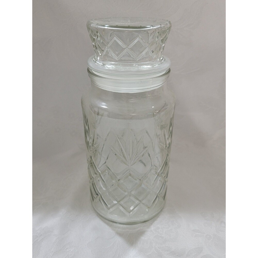 Clear Glass Candy Jar And Lid With Pineapple Features